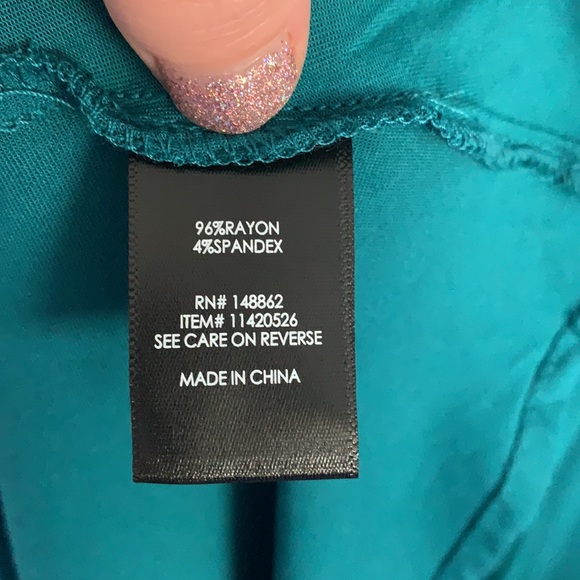 Torrid Aqua Cold Shoulder Handkerchief Dress in Size 00 - Picture 4 of 6